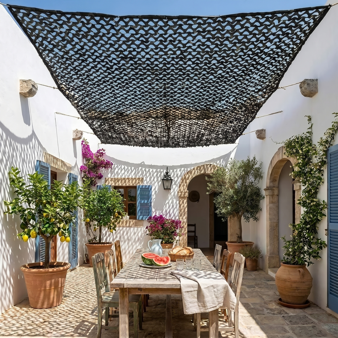 Toile d'ombrage enroulable : avantages et installation