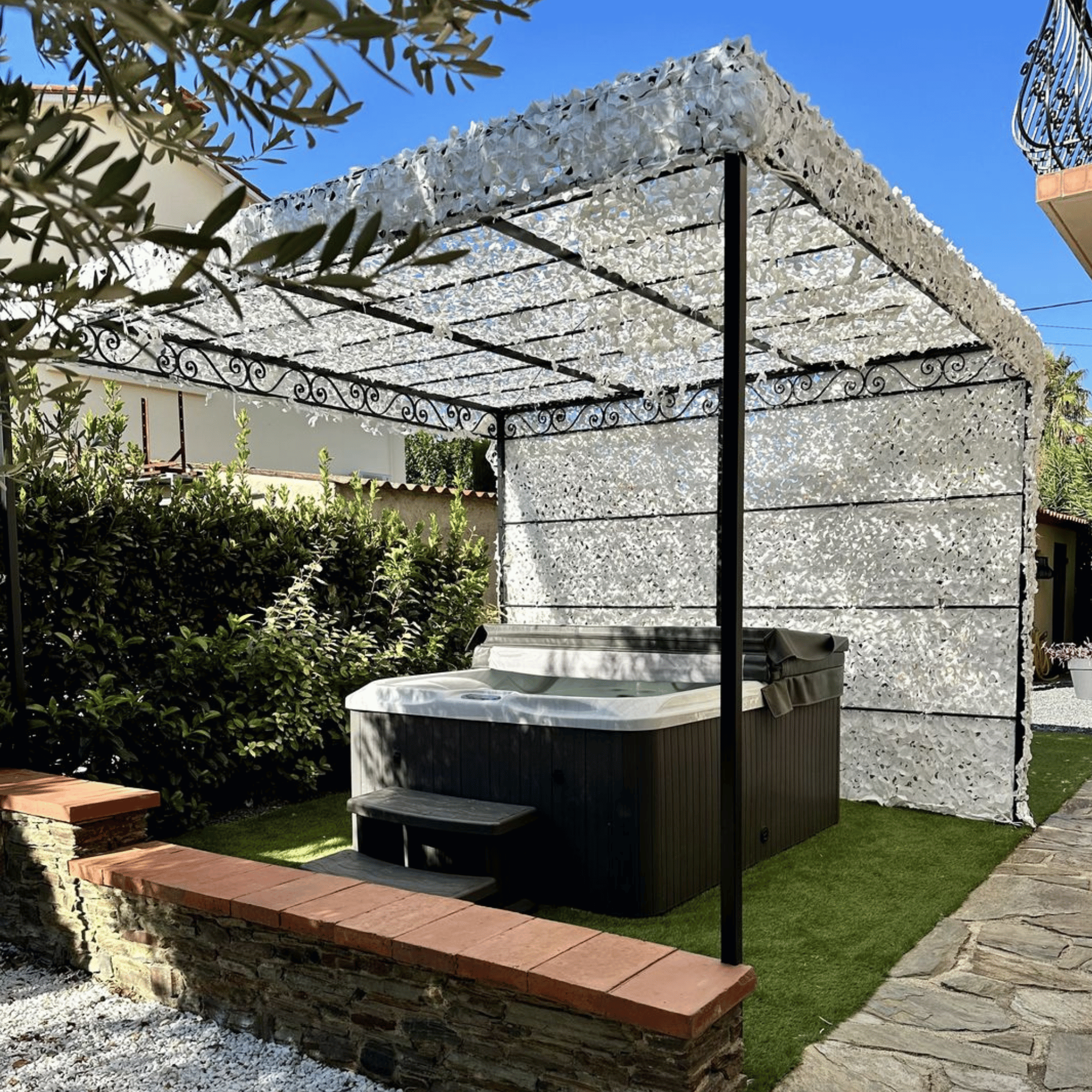 Filet de camouflage brise vue - décor de jardin