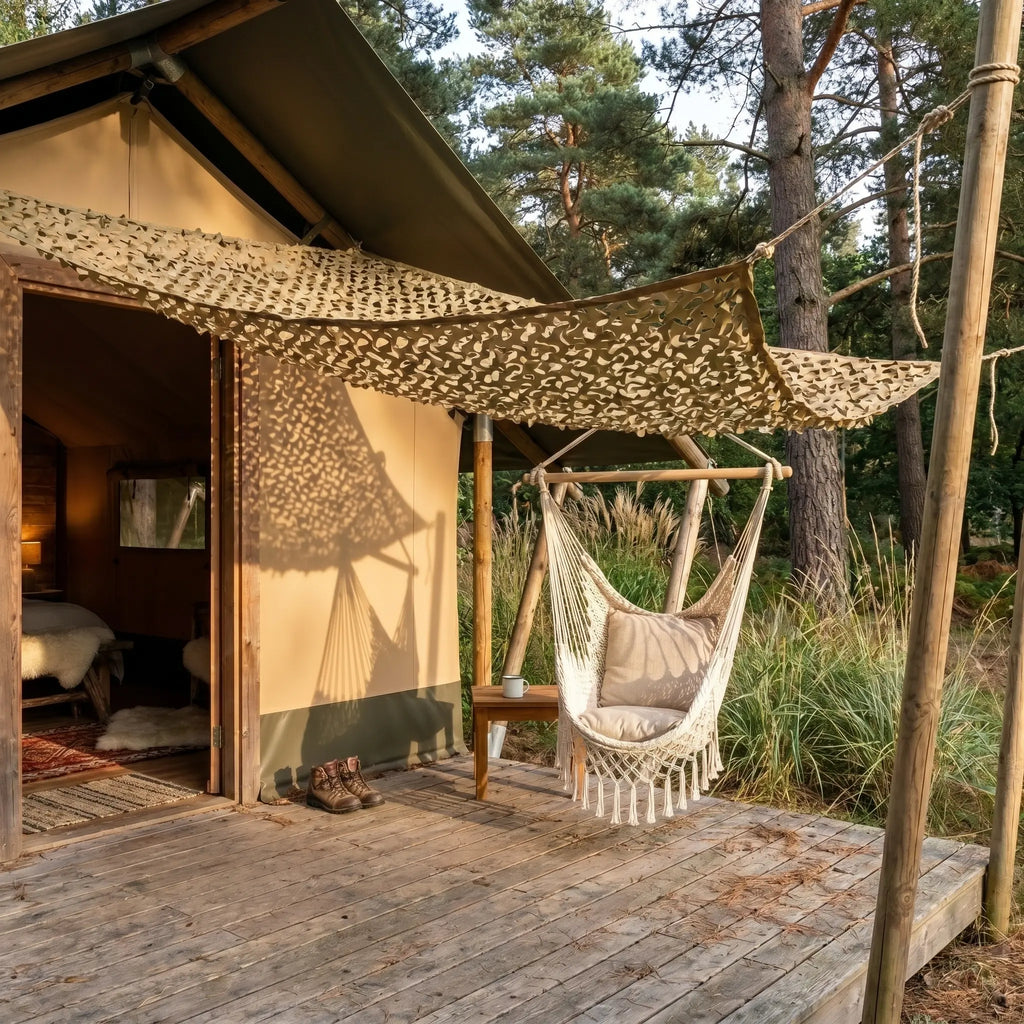 Filet d'ombrage en camouflage sable - installation sur terrasse